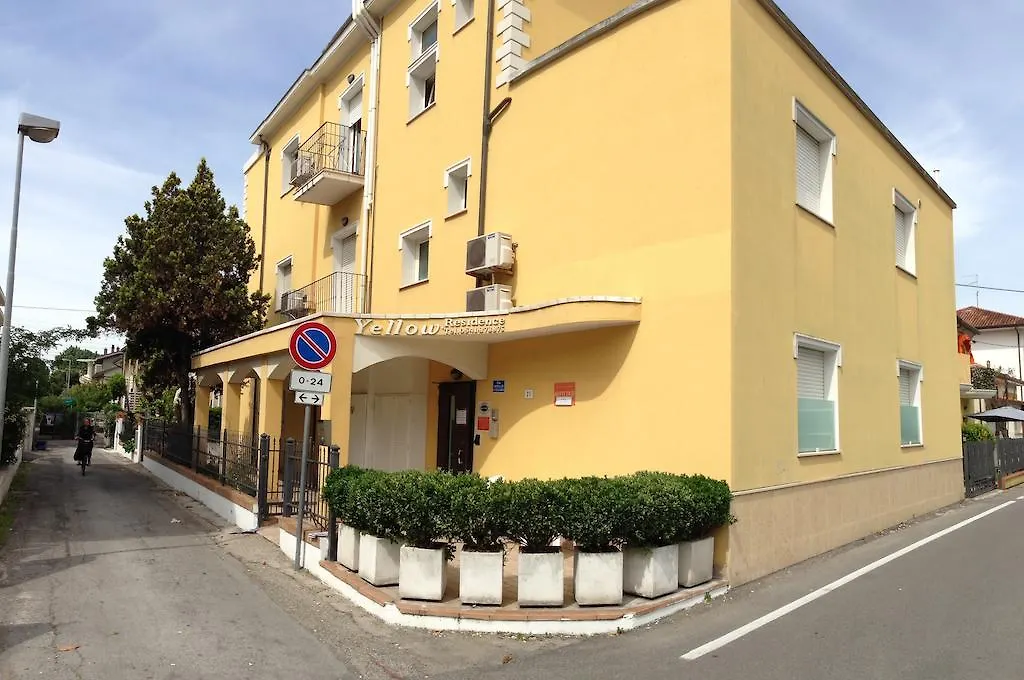 *** Aparthotel Residence Yellow Rimini Italia
