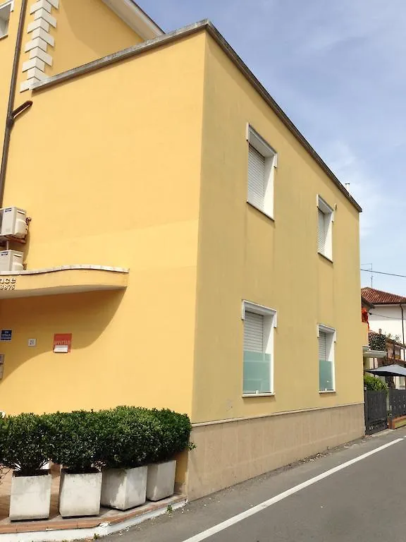 Aparthotel Residence Yellow Rimini