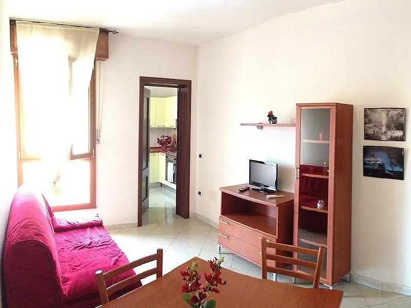ريميني Residence Yellow