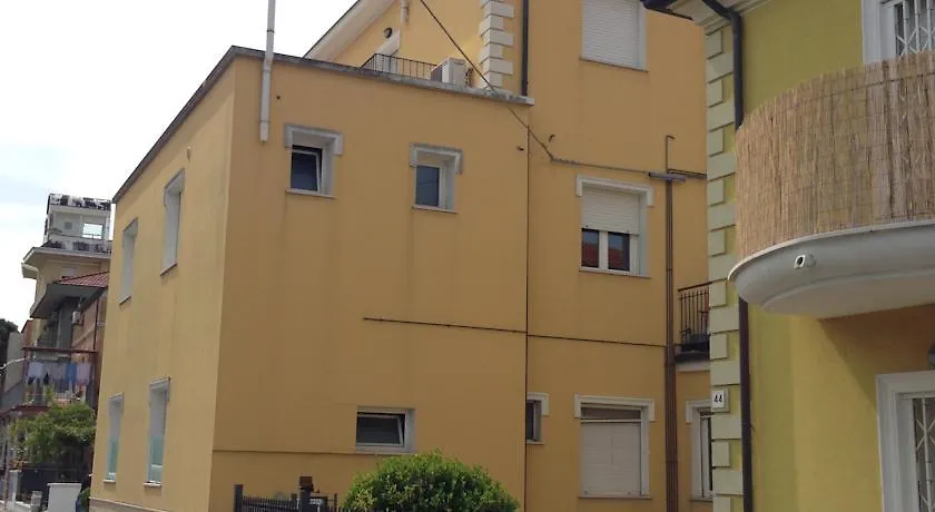 Residence Yellow Rimini